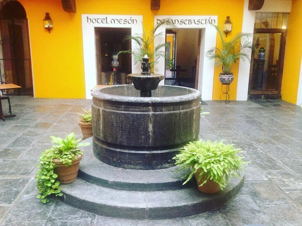 Ayenda Meson De San Sebastian Hotel Puebla Exterior foto